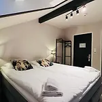 Hotel Wivel